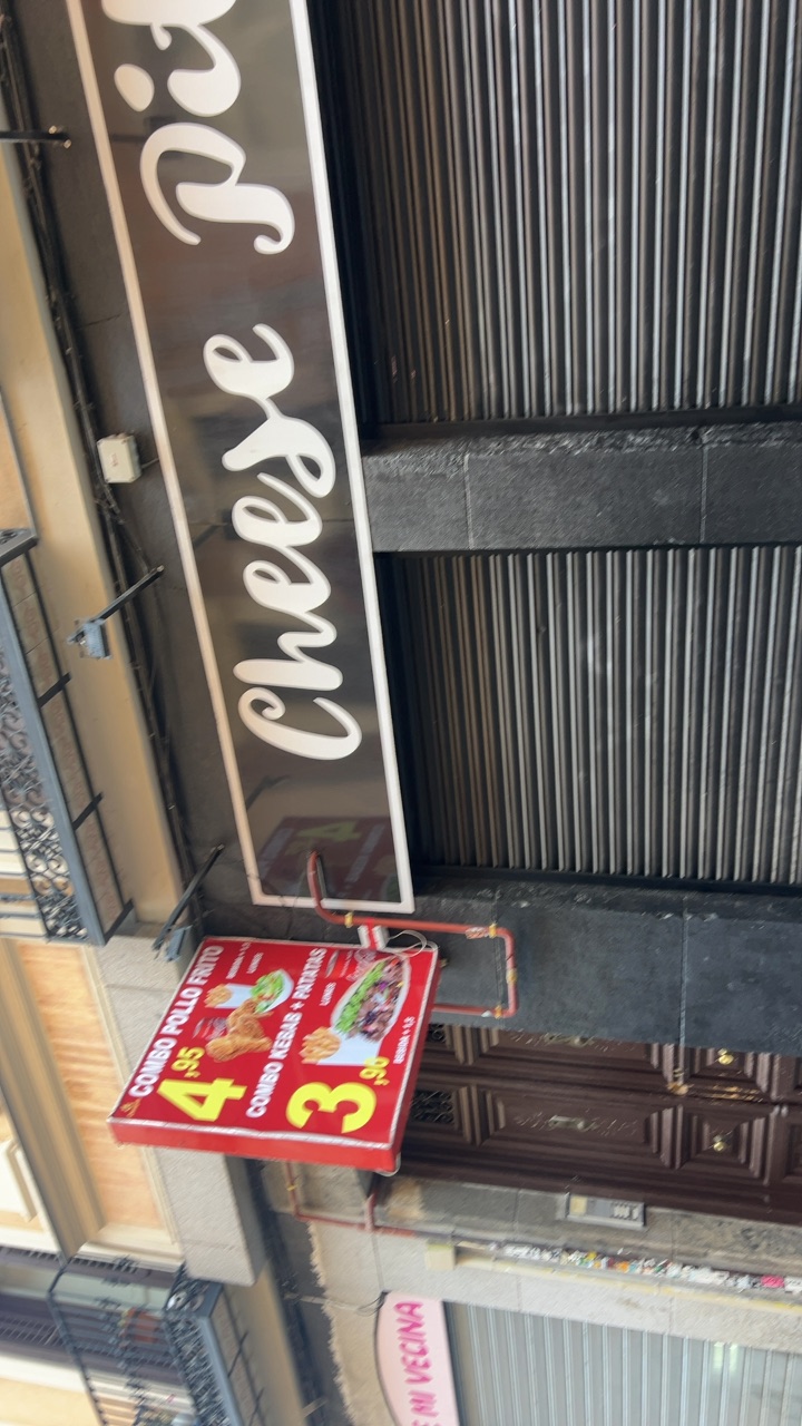 Cheese Pizza & Kebab